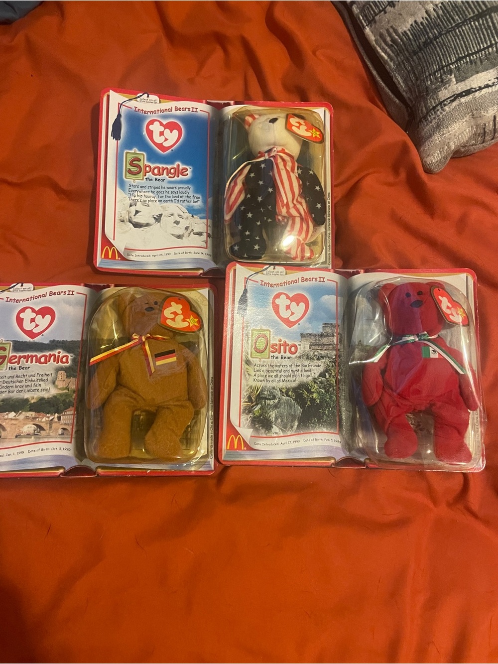 Ty Beanie Babies International Bears Set - Red, White, Blue, Brown, Red